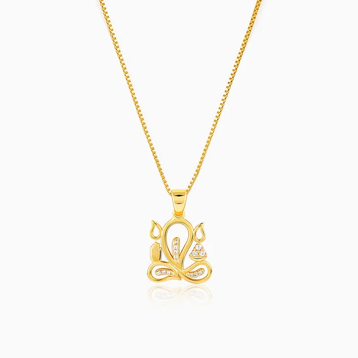 Steel forged necklace-Golden Gleaming Ganesha Pendant With Link Chain For Him