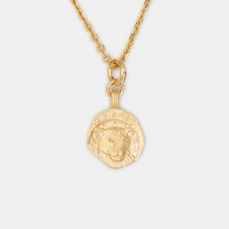 Gritty finish necklace-Medusa Charm Necklace in Gold