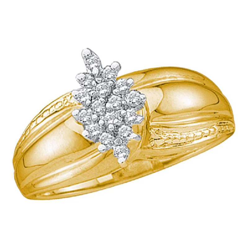 Embossed design ring-Yellow-tone Sterling Silver Womens Round Diamond Oval Cluster Fashion Ring 1/6 Cttw