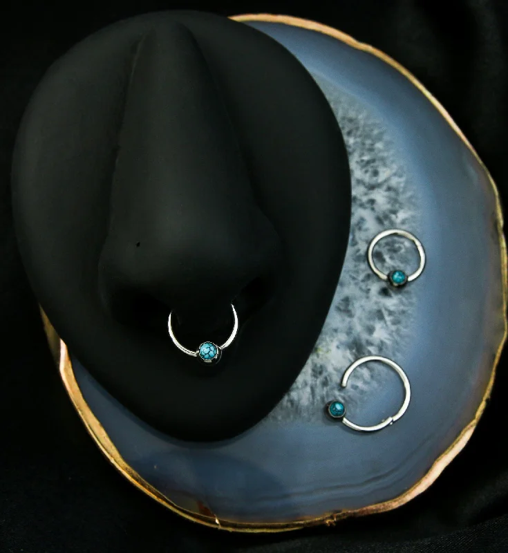 Cushion-cut sapphire earrings-Howlite Turquoise Stainless Steel Hinged Segment Ring